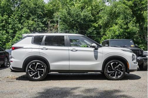 2024 Mitsubishi Outlander SE 2.5 S-AWC