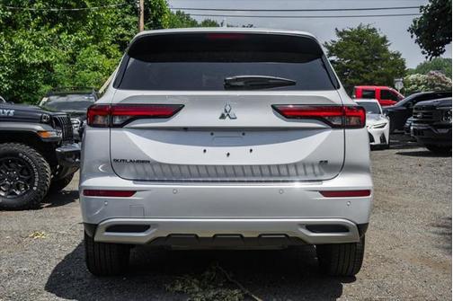 2024 Mitsubishi Outlander SE 2.5 S-AWC