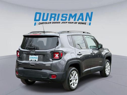 Granite Crystal Metallic Clearcoat 2020 Jeep Renegade Latitude