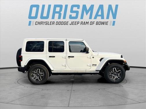 2025 Jeep Wrangler 4-Door Sahara 4x4