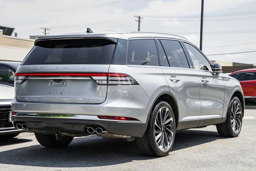 2023 Lincoln Aviator Reserve AWD