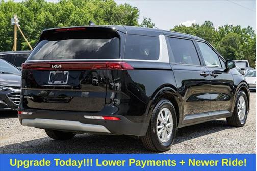 2023 Kia Carnival LX
