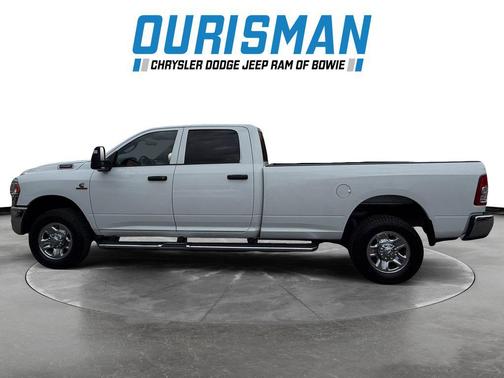 2024 RAM 2500 Tradesman Crew Cab 4x4 8' Box