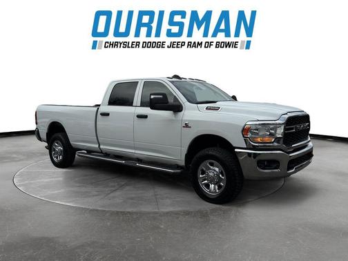 2024 RAM 2500 Tradesman Crew Cab 4x4 8' Box
