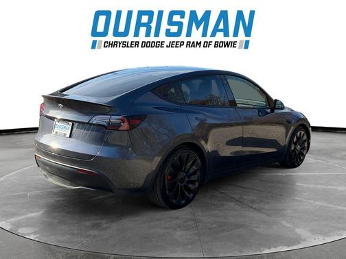 2022 Tesla Model Y Performance Dual Motor All-Wheel Drive