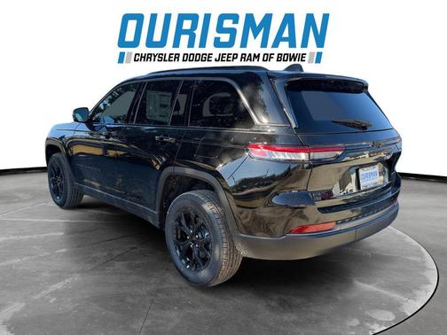 2026 Jeep Grand Cherokee Altitude