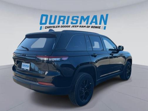 2026 Jeep Grand Cherokee Altitude