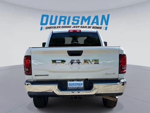 Bright White Clearcoat 2025 RAM 2500 Big Horn Crew Cab 4x4 6'4' Box