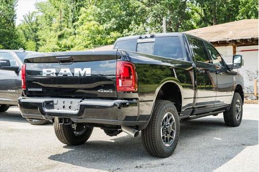 2025 RAM 2500 Laramie Crew Cab 4x4 6'4' Box