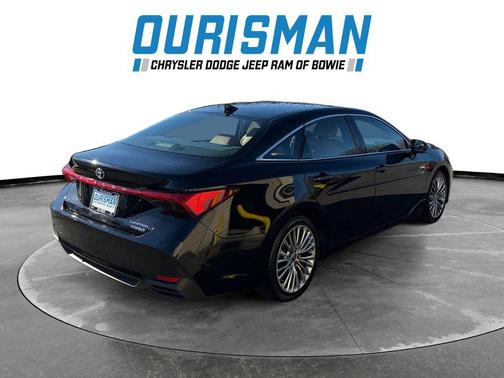 2020 Toyota Avalon Hybrid Limited