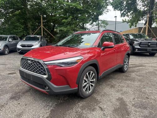 2024 Toyota Corolla Cross XLE