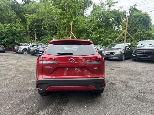2024 Toyota Corolla Cross XLE