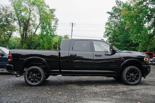 2020 RAM 2500 Limited Mega Cab 4X4 6'4' Box