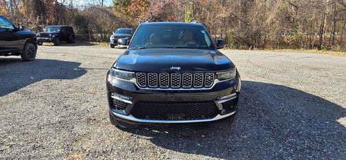 2024 Jeep Grand Cherokee Summit