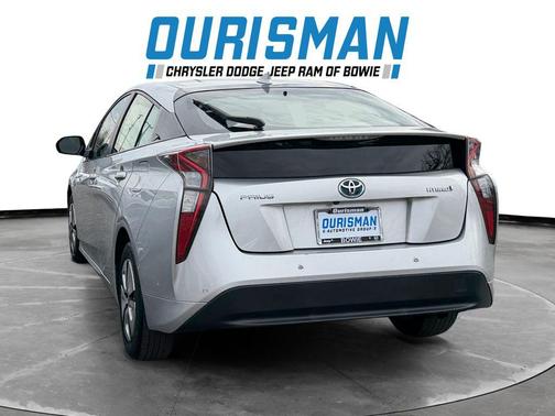 2018 Toyota Prius Two