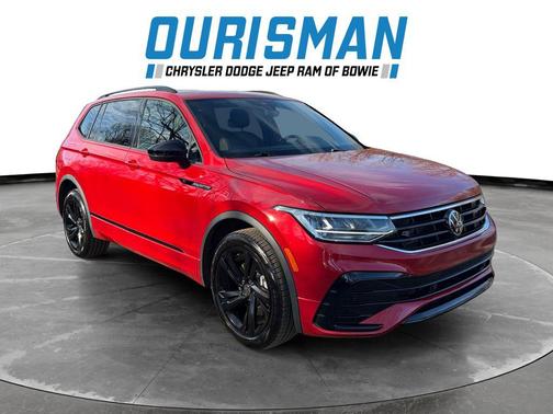 2024 Volkswagen Tiguan 2.0T SE R-Line Black