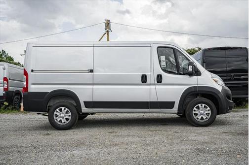 2025 RAM ProMaster 2500 Base