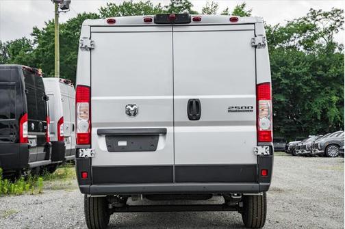 2025 RAM ProMaster 2500 Base