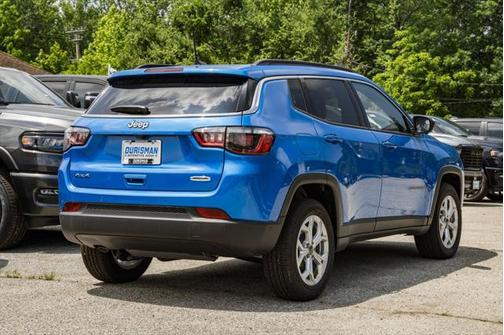 2025 Jeep Compass Latitude