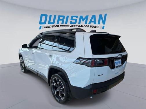 2026 Jeep Cherokee Overland