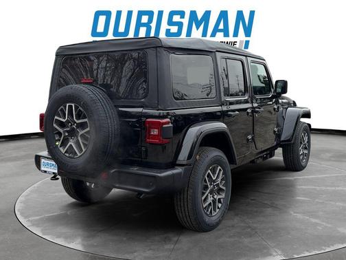 2026 Jeep Wrangler 4-Door Sahara 4x4