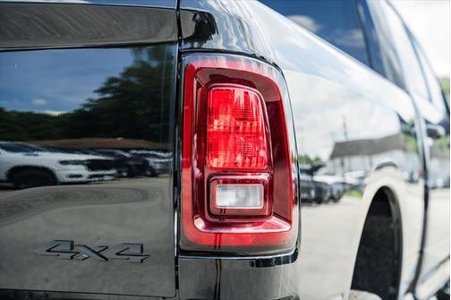 2025 RAM 2500 Tradesman Crew Cab 4x4 8' Box