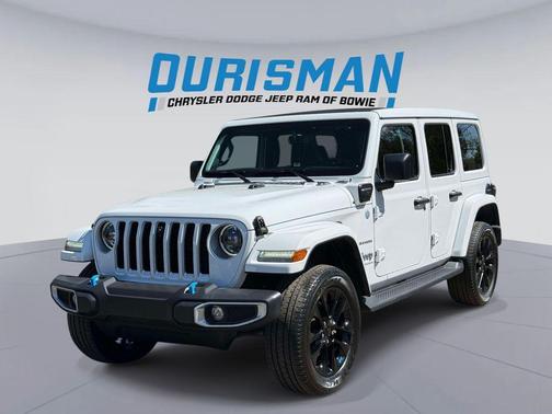 Bright White Clearcoat 2023 Jeep Wrangler 4xe Sahara