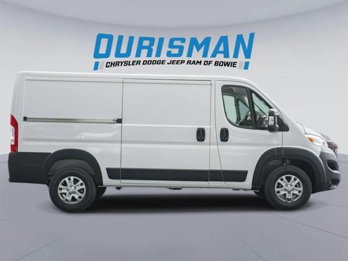 2025 RAM ProMaster 2500 Base