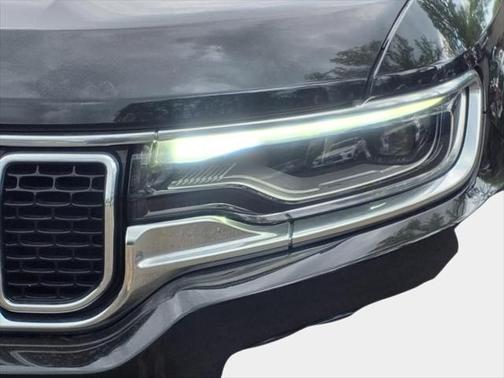 2023 Jeep Wagoneer L Series II 4x4