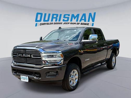 Granite Crystal Metallic Clearcoat 2024 RAM 2500 Laramie Crew Cab 4x4 6'4' Box