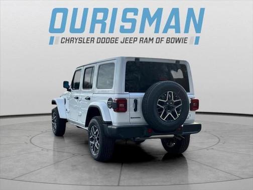 2025 Jeep Wrangler 4-Door Sahara 4x4