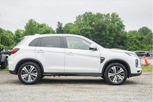 2022 Mitsubishi Outlander Sport SE