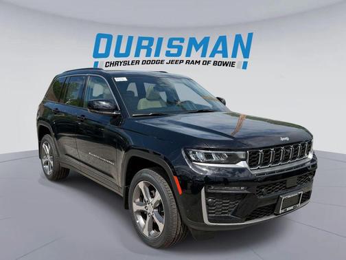 Diamond Black Crystal Pearlcoat 2026 Jeep Grand Cherokee Limited