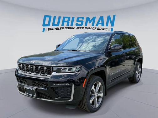 Diamond Black Crystal Pearlcoat 2026 Jeep Grand Cherokee Limited