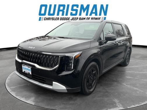 2025 Kia Carnival LXS