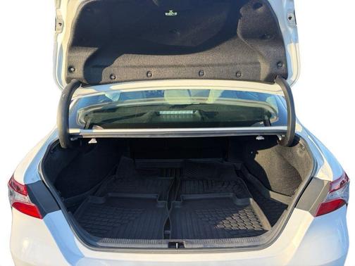 Ice Cap 2024 Toyota Camry SE