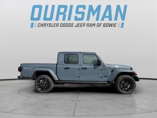 2025 Jeep Gladiator Nighthawk