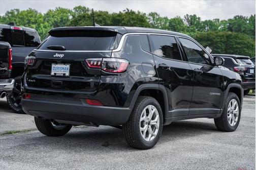 2025 Jeep Compass Sport