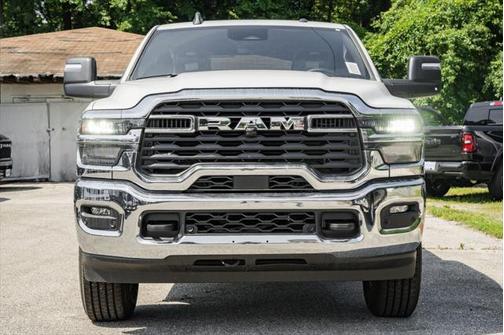 2025 RAM 2500 Big Horn Crew Cab 4x4 6'4' Box