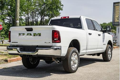2025 RAM 2500 Big Horn Crew Cab 4x4 6'4' Box
