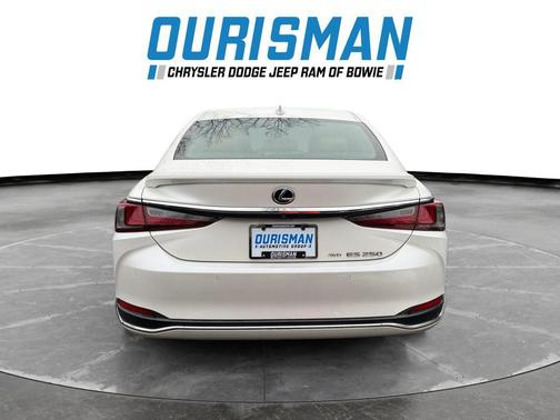 2021 Lexus ES 250 Base