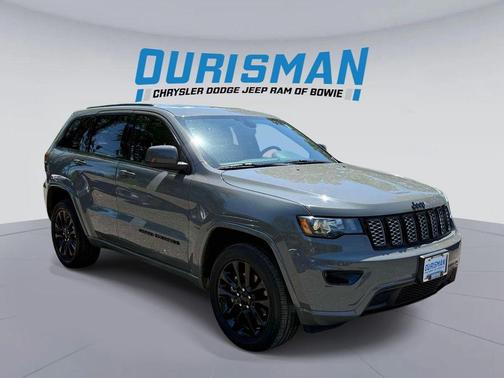 Sting-Gray Clearcoat 2021 Jeep Grand Cherokee Laredo