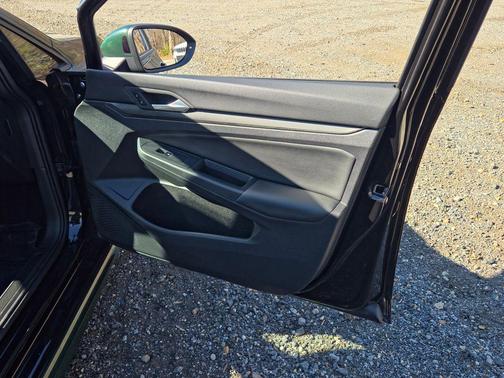 2024 Volkswagen Golf R 2.0T Manual