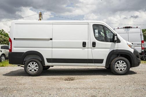 2025 RAM ProMaster 2500 Base