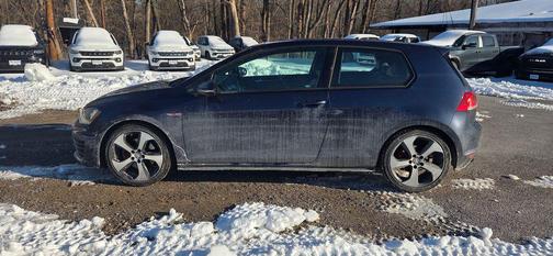 2015 Volkswagen Golf GTI 2.0T SE 2-Door