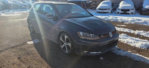 2015 Volkswagen Golf GTI 2.0T SE 2-Door