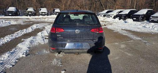 2015 Volkswagen Golf GTI 2.0T SE 2-Door