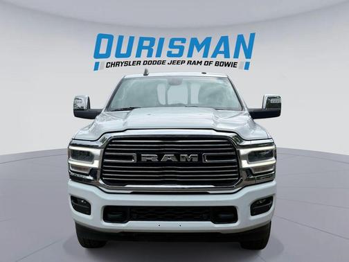 Bright White Clearcoat 2024 RAM 2500 Laramie Crew Cab 4x4 6'4' Box