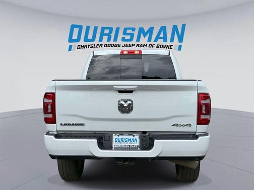 Bright White Clearcoat 2024 RAM 2500 Laramie Crew Cab 4x4 6'4' Box