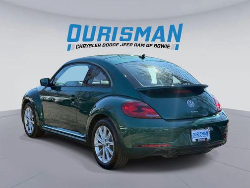 Green 2018 Volkswagen Beetle 2.0T Coast